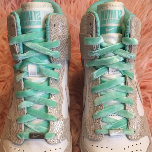 ❤️SOLD❤️ NIKE DUNK SKY HI LTD EDITION TIFFANY BLUE - Picture 5 of 8